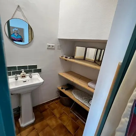 Appartement Au Calme Terrasse Privée Place De Parking Sécurisée *