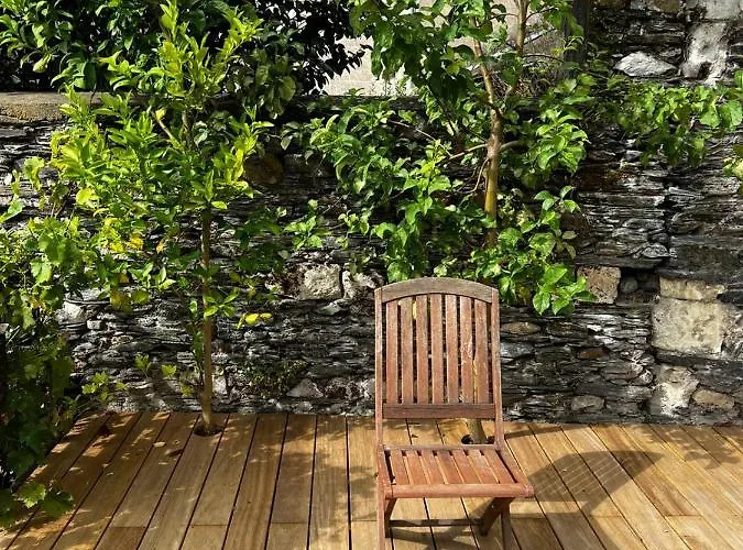 Apartment Au Calme Terrasse Privee Place De Parking Securisee *