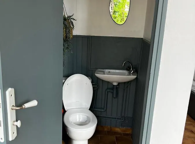 Au Calme Terrasse Privee Place De Parking Securisee أنجير